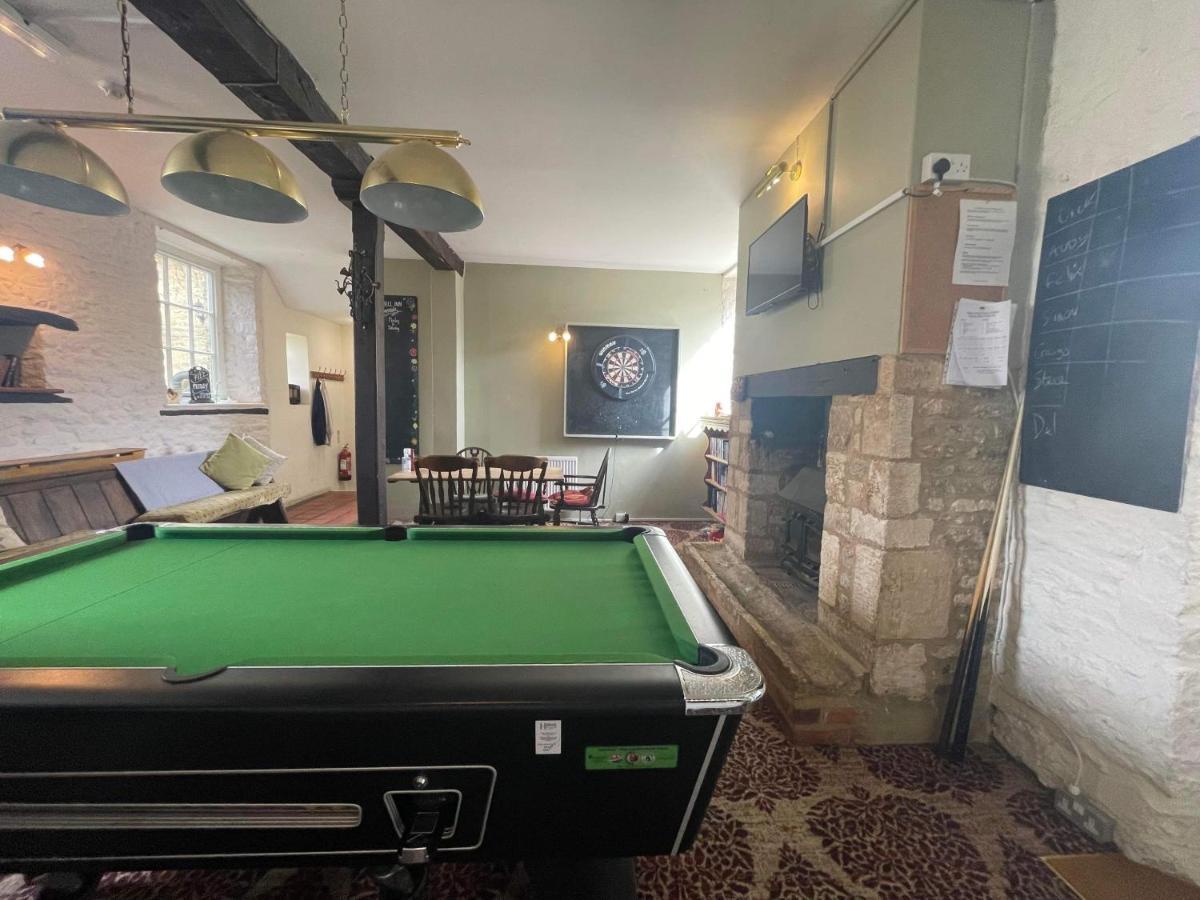 The Bell Inn Ducklington Exterior foto